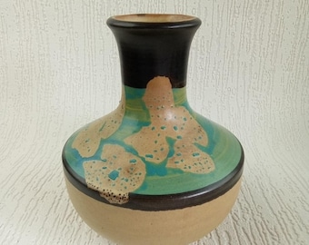 B Welsh 1971 Pacific Stoneware Oregon Art  Pottery Vase Signed USA Made 6.5" MCM