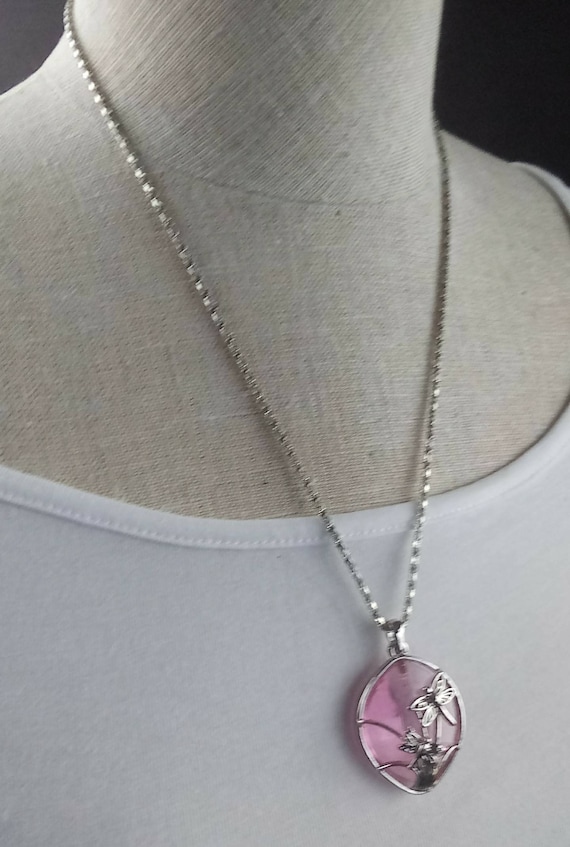 Vintage light pink faceted glass pendant silver tone chain necklace 1990s