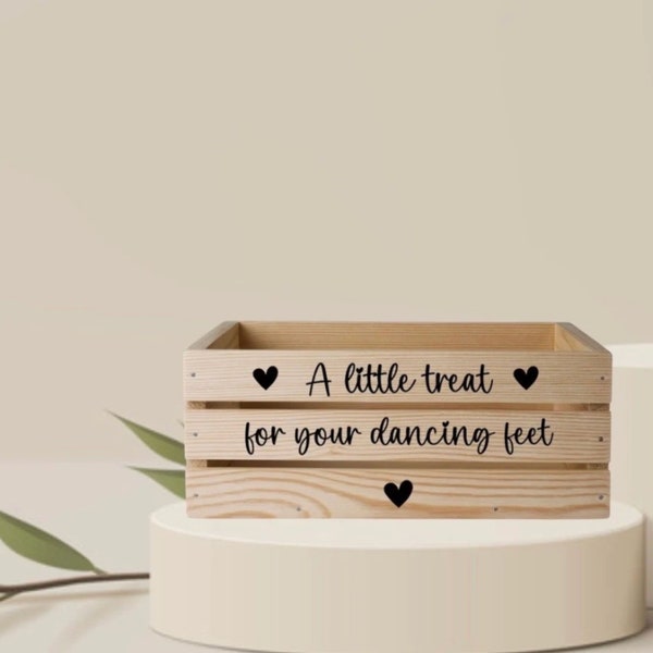 DIY Vinyls 'A little treat for your dancing feet', Flip Flop Box Sign, Wedding Sign, Personalised Wedding Sign, **Vinyls Only**