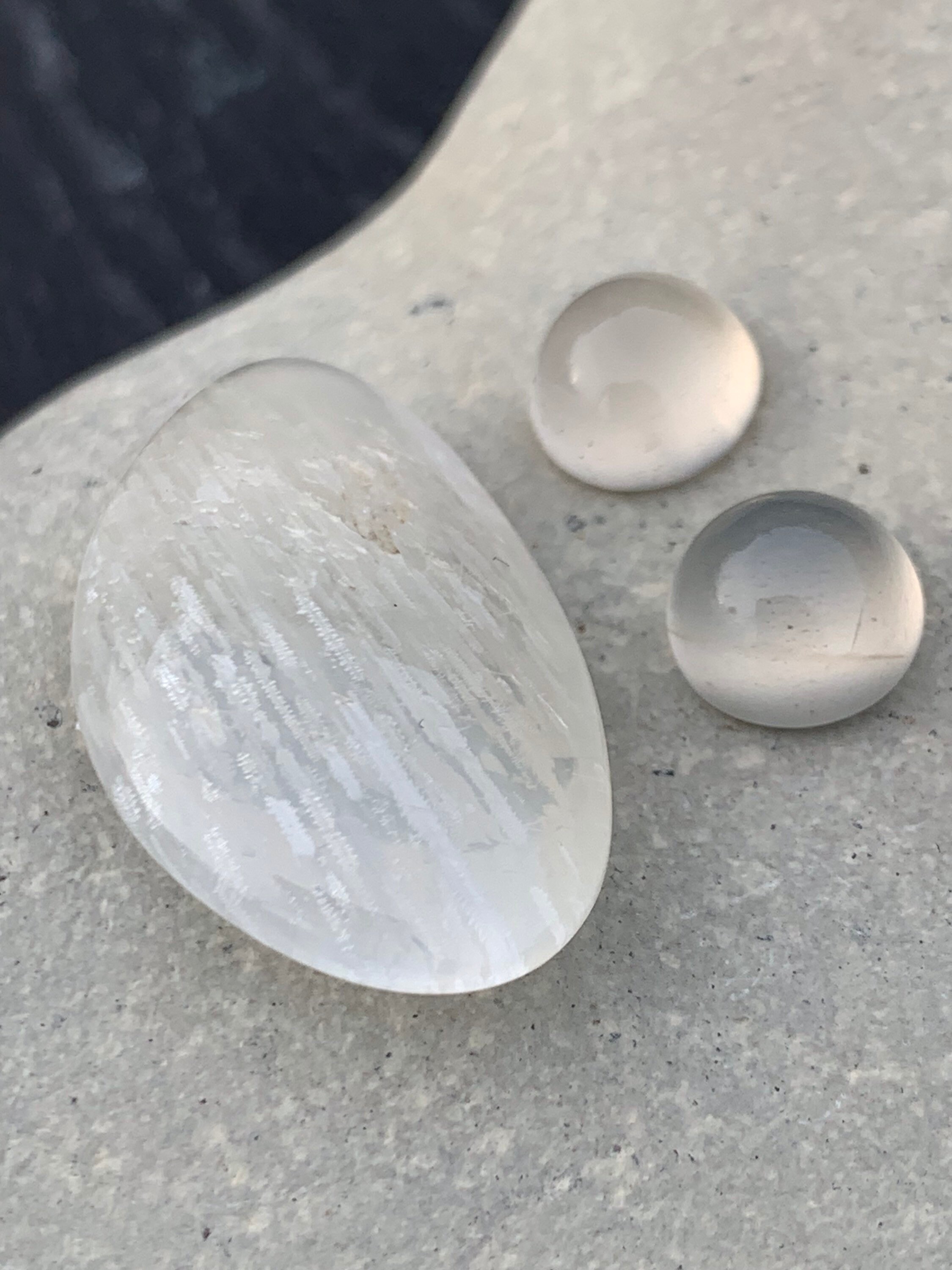 Rodonite - Filo di sfere sfaccettate da 10mm - Fili di Pietre e Perline Rodonite - Filo di sfere sfaccettate da 10mm - Fili di Pietre e Perline