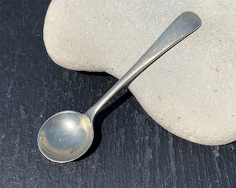 5 CUILLERES A SEL ET LOUCHE A MOUTARDE Argent Massif Sterling 19 EME