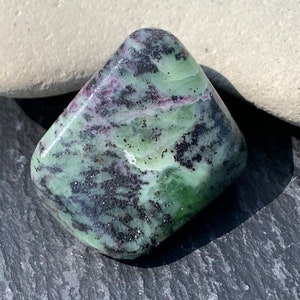 Kammererite Tumble Stone, India