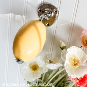 French Savon de Marseille Rotary Wall-Mounted Soap - Mount and Soap (240g) included