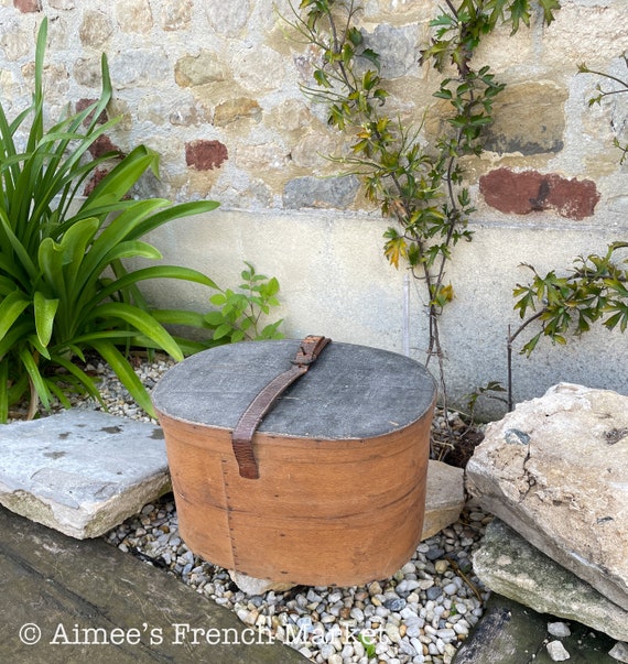 Large Antique Bentwood Hat Box French Wooden Stor… - image 4