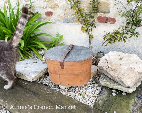 Large Antique Bentwood Hat Box French Wooden Stor… - image 3