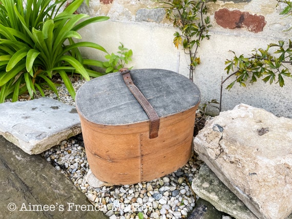 Large Antique Bentwood Hat Box French Wooden Stor… - image 8