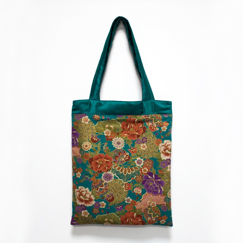 Japanese Tote bag \u2013 tradicional floral print \u2013 in green