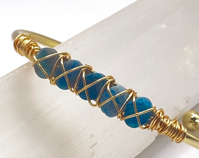 Wire wrapped green aventurine cuff bracelet in gold plate or copper