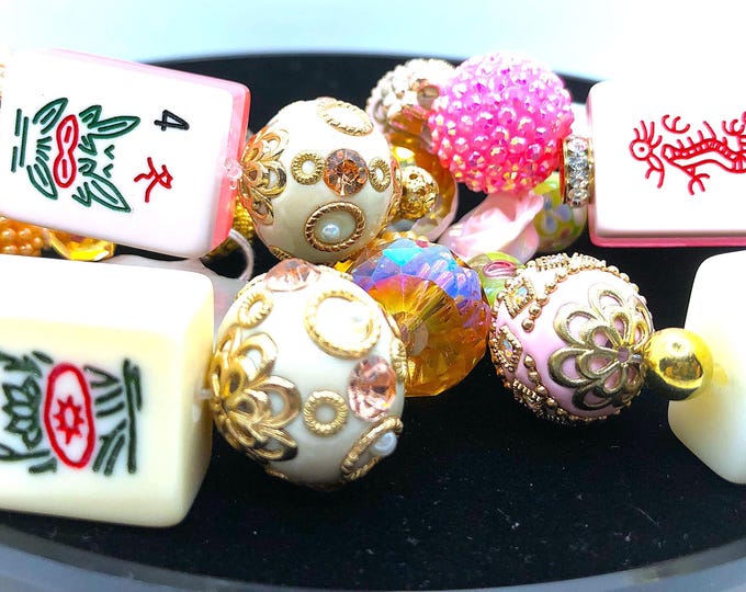 Elegant Elastic Mahjong Bracelets in Shades of Pink