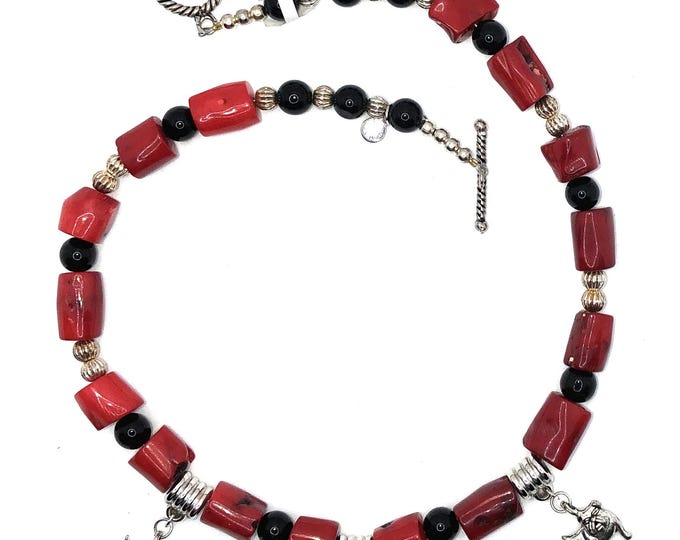 U of Ga. Bulldog Necklace and Earrings