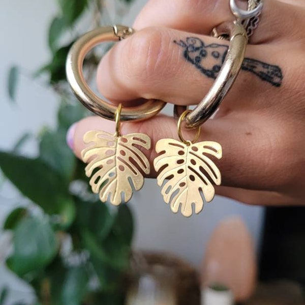 Gold monstera leaf boot charm / Shoe Charm plant lover   keyring keychain stretcher earrings