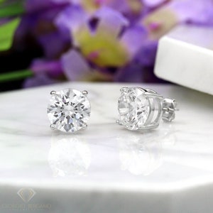 925 Sterling Silver Cubic Zirconia CZ Cluster Square Unisex Stud Earrings 925 Sterling Silver Cubic Zirconia CZ Cluster Square Unisex Stud Earrings