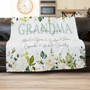 Personalized Mother&#39;s Day Gift for Grandmother, Mothers Day Blanket,  Floral Throw for Grandma, Roses Blanket with Family Names, Custom Gift