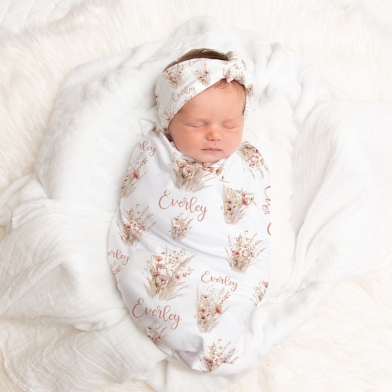 Personalized Wildflower Swaddle Set Boho Floral Baby Girl Blanket With Name baby Shower Gift Name Announcement custom Newborn Gift SBS908 Etsy Ireland