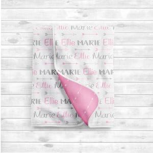 Couverture personnalisée pour bébé fille - couverture pour bébé Arrow - emmaillotage personnalisé - couverture prénom bébé - chambre de bébé - couverture de bébé - baby shower image 1