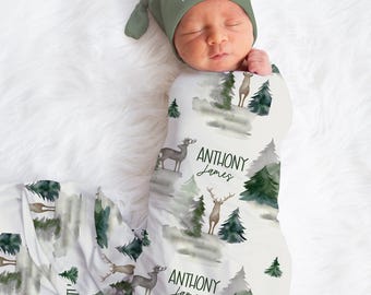 Conjunto de manta y gorro para bebé niño - Regalo personalizado para baby shower - Anuncio de nombre en el hospital - Manta personalizada para bebé niño con ciervo Woodland Sw535