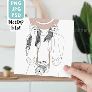 Mockup voor PSD+PNG+JPG-kaarten, Mockup vierkante wenskaart, Mockup uitnodiging briefpapier, Gestileerde Mockup, 5 x 7 hand met gestileerde kaart, Mockup uitnodigen
