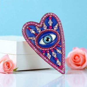 Evil Eye Heart Brooch, Blue Pink Beaded Eye Brooch, Surreal Embroidered Pin, Statement Heart Jewelry, Blue Eye Brooch