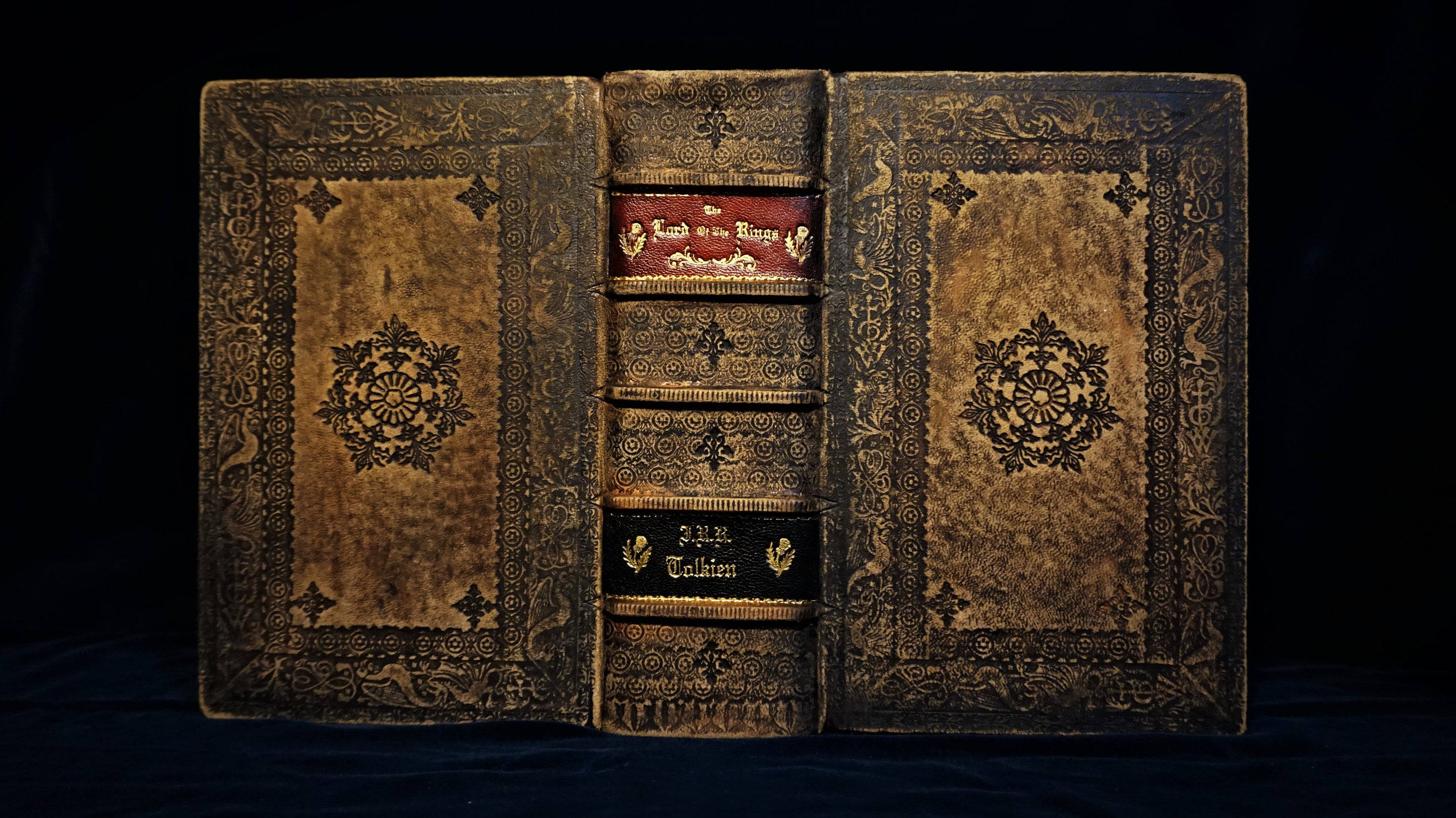 Fine Leather Bound the Lord of the Rings Book With Initials - Etsy Ireland