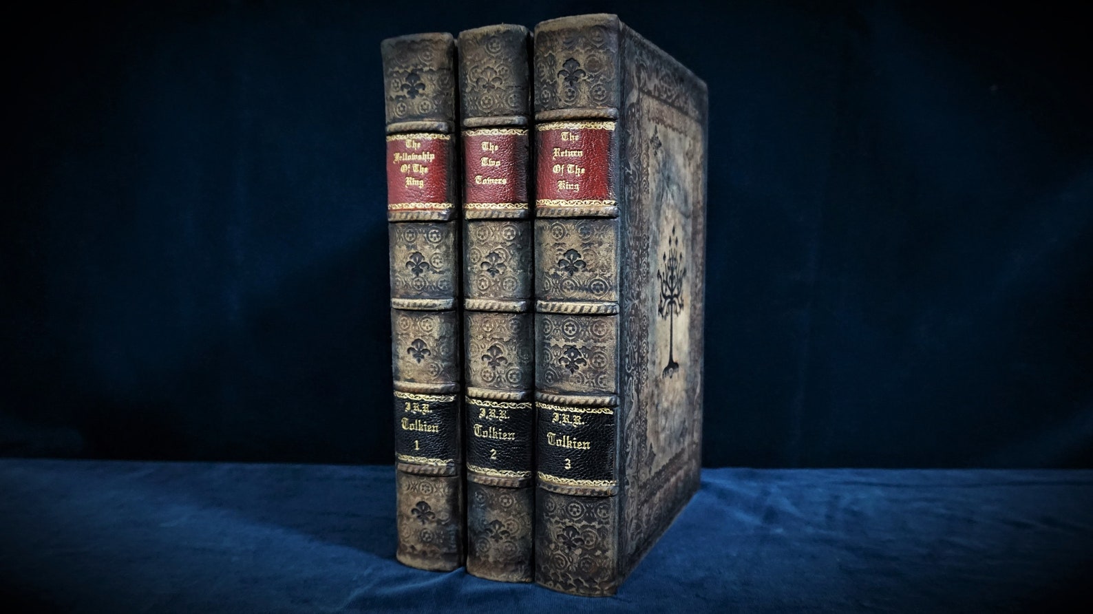 Fine leather bound the Lord of the Rings book set Etsy Fine leather bound the Lord of the Rings book set Etsy