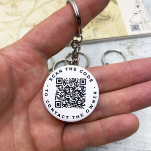 Personalized Keychains - Custom QR Code Keyring Tag - Perfect Gift Idea