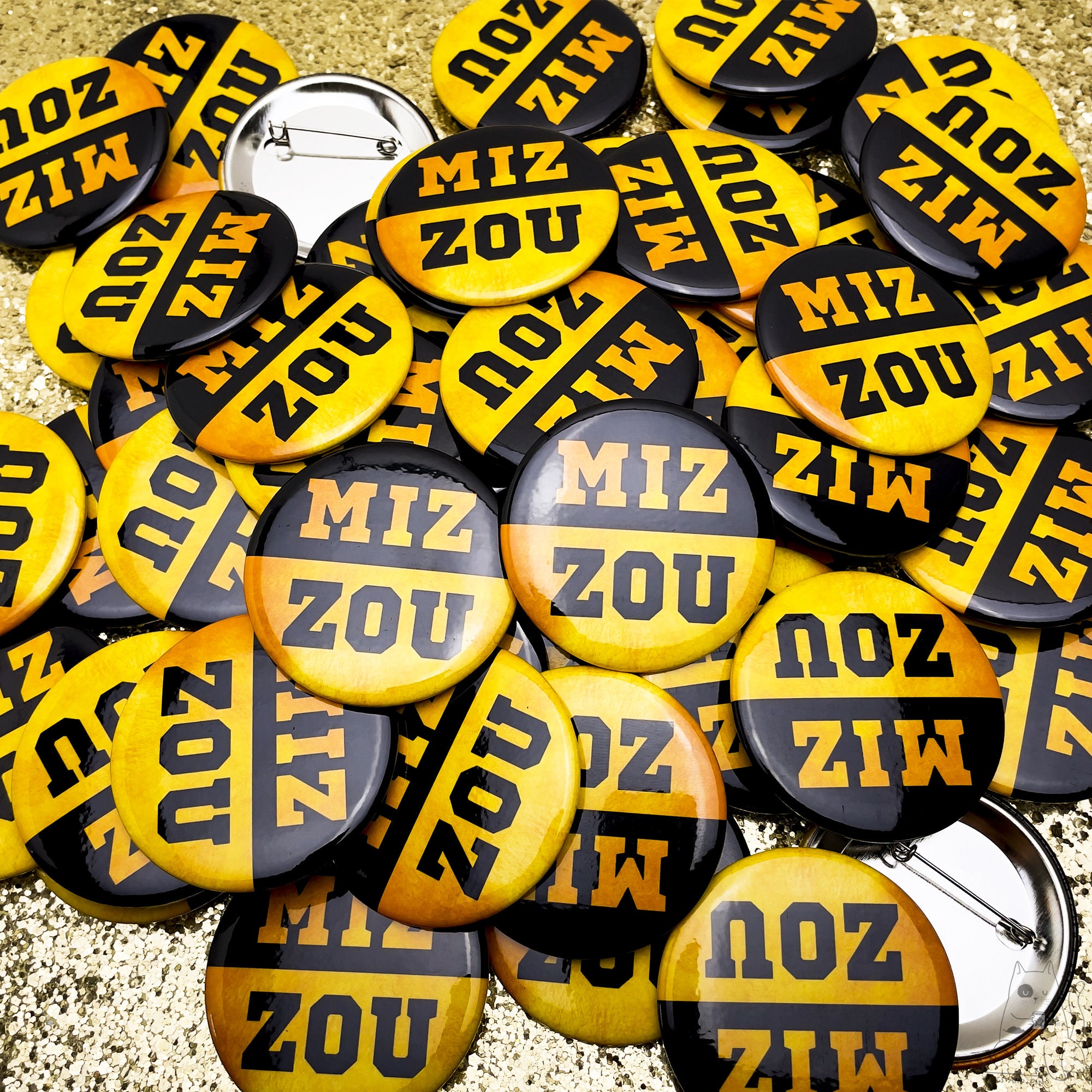 Game Day Custom Pins, University Pins, Football Button, Button Pin ...