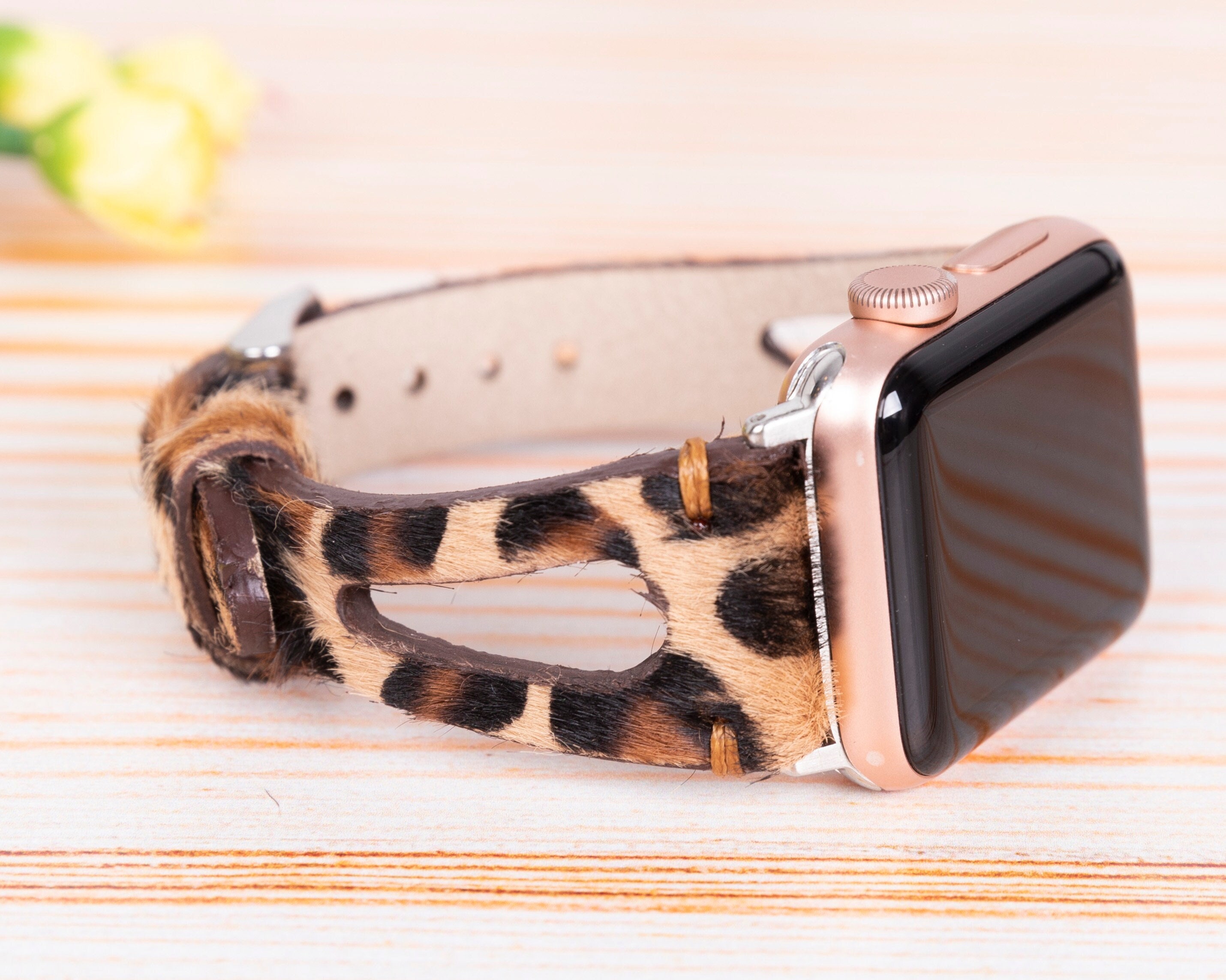 Cheetah print fitbit versa band hotsell