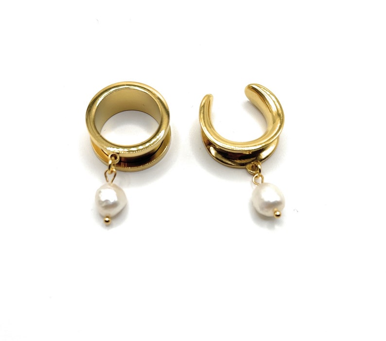 Gold fresh water Pearl Silver 316l Surgical steel Screw Fit Dangle Ear Tunnel available in 3mm 8GA 30mm 1.18 Gauges image 1