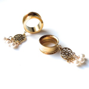 Gold Mandala Pearl Dangle Tunnel: Surgical Steel Gauges (3mm-30mm)