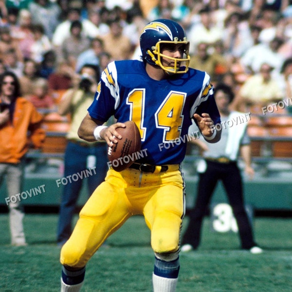 DAN FOUTS Photo Picture San Diego CHARGERS Football Photograph 8x10, 8.5x11 or 11x14 (DF4)