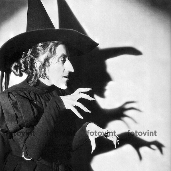 The Wizard of Oz WICKED WITCH Photo Picture MOVIE Margaret Hamilton B&W Photograph Print 8x10 or 8.5x11 (OZ7)