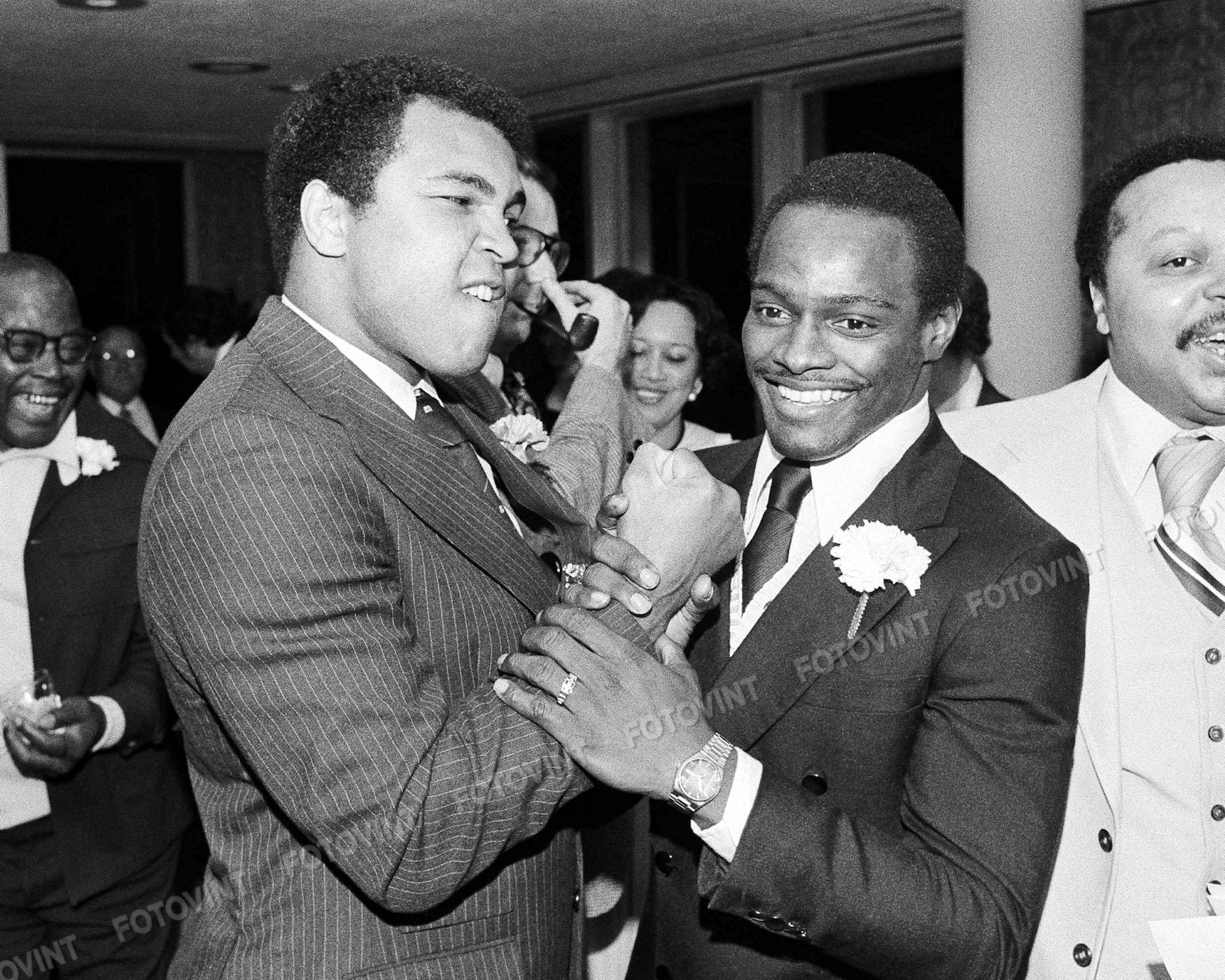 Muhammad ALI & Walter PAYTON Photo Picture CHICAGO Bears Boxing Football Photograph Print 8×10, 8.5×11 or 11×14 (WP14)