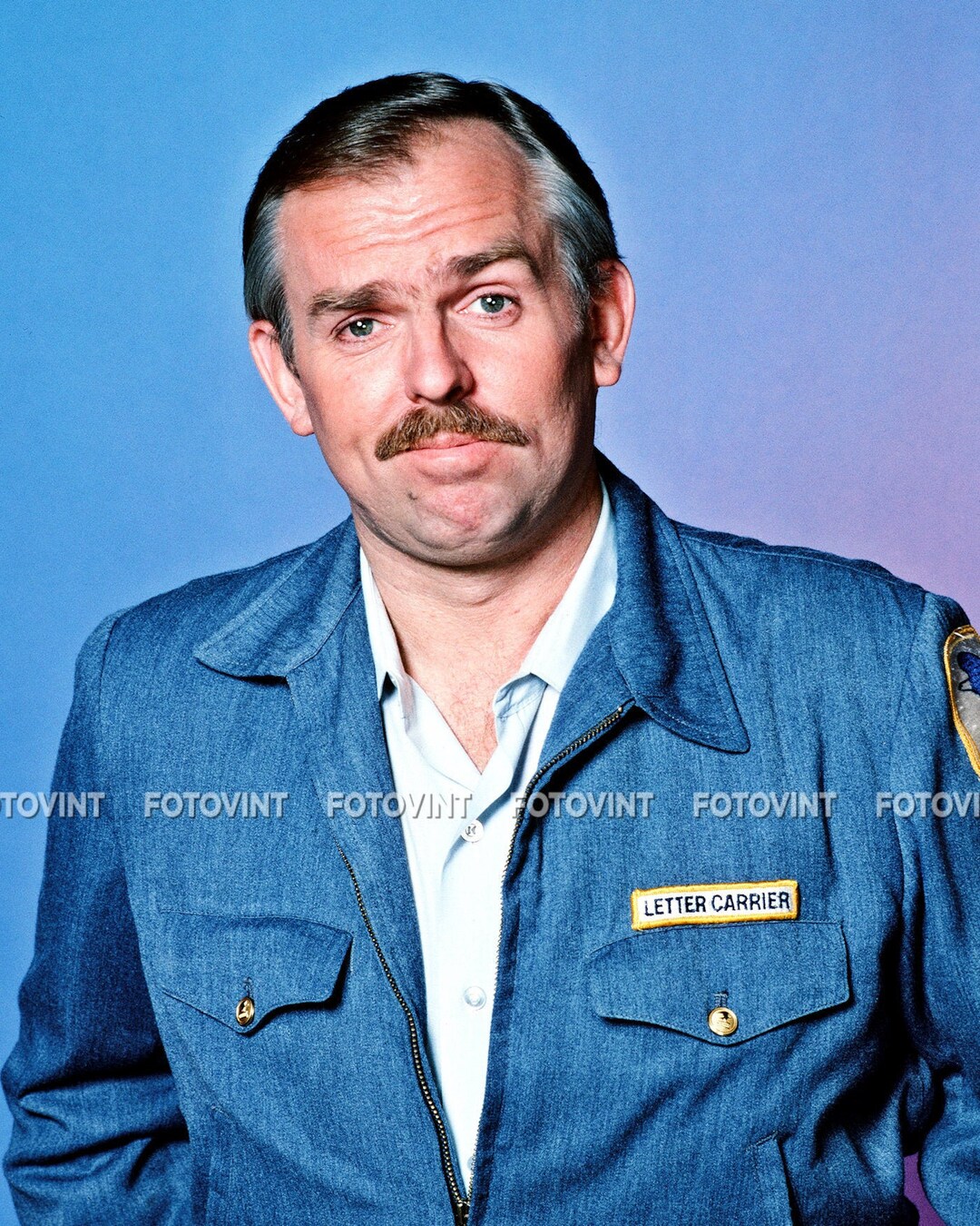 Cheers CLIFF CLAVIN Photo Picture TV John Ratzenberger Boston Bar