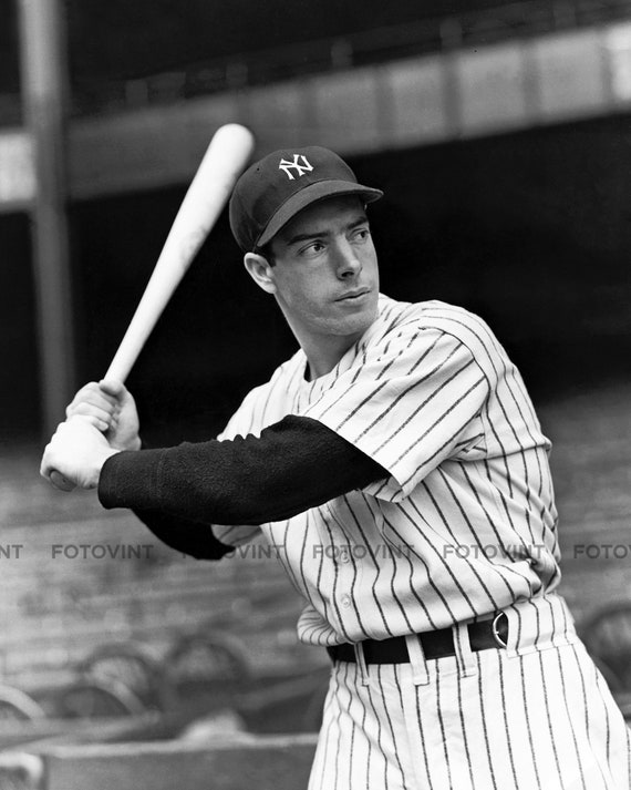 Joe DiMaggio NEW YORK YANKEES Photo Picture 1940s Vintage Baseball  Photograph Print 8x10, 8.5x11, 11x14 or 16x20 (jdimaggio JD11)