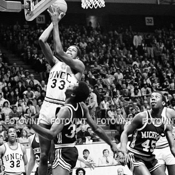 Cedric Maxwell UNC CHARLOTTE Photo Picture COLLEGE Basketball (pre Boston Celtics) Photograph 8x10, 8.5x11, 11x14 (CM1)