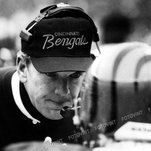 SAM WYCHE Photo Picture CINCINNATI Bengals Football Photograph Print 8x10, 8.5x11, 11x14 or 16x20 (SW4)