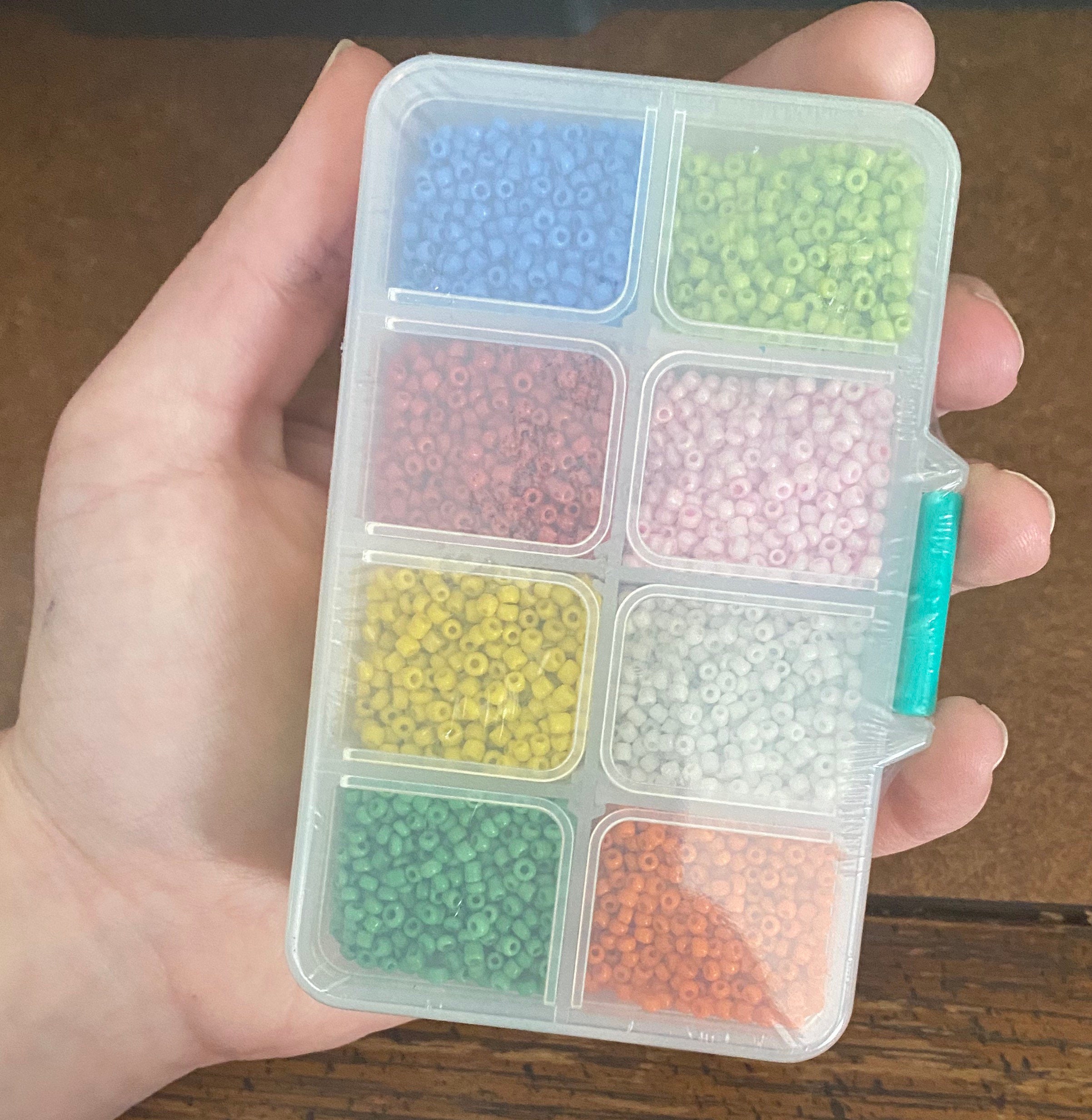 8 Color Glass Seed Bead Kit, Size 12/0, Opaque Colors, Reusable Storage  Container, Over 27,500 Total Beads, Seed Bead Lot, Bulk Seed Beads 