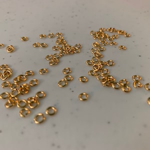 100 pcs JUMP Rings Lot, 16k gold plated brass, .8mm thick, 2mm Inner Ring, Jump Ring Gold, Jewelry Supplies, Jewelry making