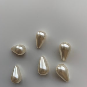 LOT of 6, PEARL TEARDROP Lot, Full drilled, teardrop shaped Pearls, Long, Plastic pearls, Vintage Supply, Jewelry Supplies, Jewelry making image 2