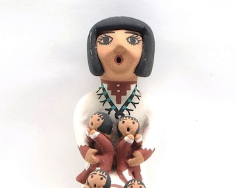 Jemez Pueblo Storyteller Clay Figurine Mother and 4 Children Signed Anita Cajero