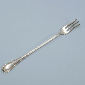 Antique Seafood Fork 1877 Niagara Falls Silver Co Silverplate Silver Plated