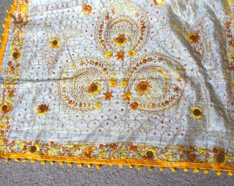 Phulkari dupatta, Chanderi silk dupatta, Fulkari dupatta, Indian dupatta, Yellow Dupatta, Pakistani dupatta, Hand embroidered dupatta