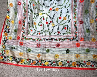 Phulkari dupatta, Chanderi silk dupatta, Fulkari dupatta, Indian dupatta, Multicolor Dupatta, Pakistani dupatta, Hand embroidered dupatta