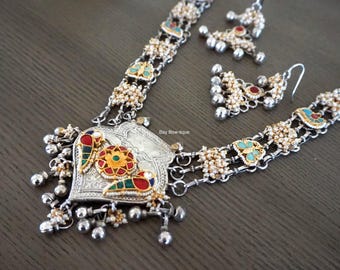 Oxidized Kundan Indian Necklace: Dual Tone Fusion Jewelry