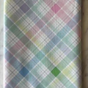 Colorful Cotton Plaid Fabric: Lightweight Sewing & Craft Material