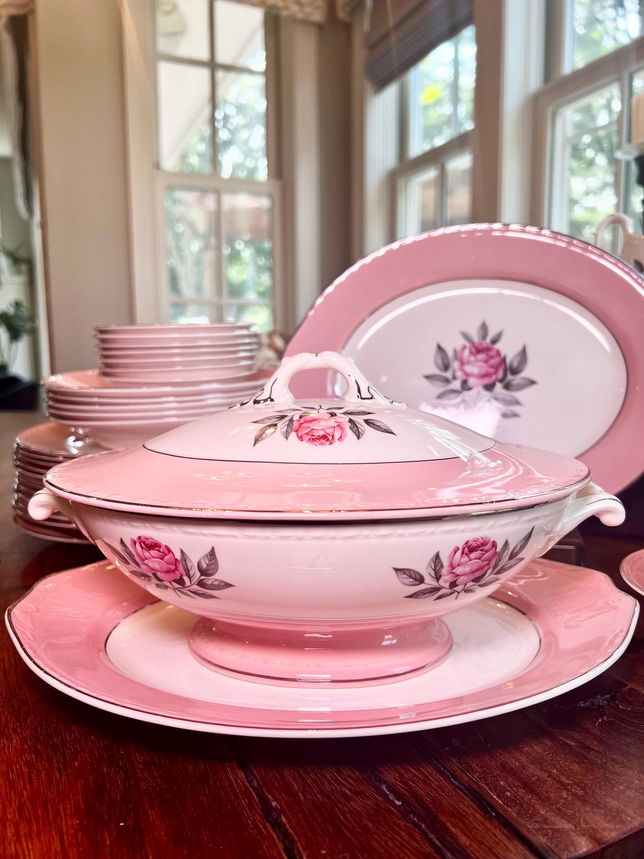 Norway Rose 1950s Cunningham and Pickett USA - China Set With