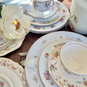 Mismatched Vintage China- Mix and Match Vintage Plates- Party Decor and ...