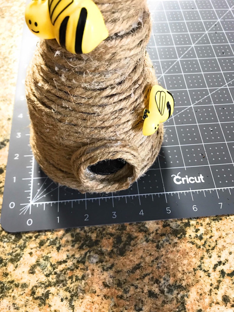 Colmena, Colmena para corona, Colmena decorativa, Decoración del hogar de la colmena, Decoración de la colmena, Creaciones de un ranúnculo, Mamá trabajadora, sin Gastos de Envío imagen 2