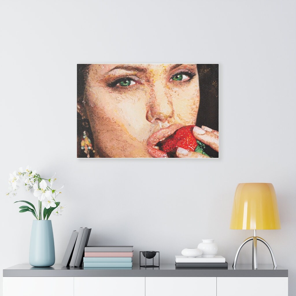 アンジェリーナ・ジョリーのポートレート：ハリウッドスターの