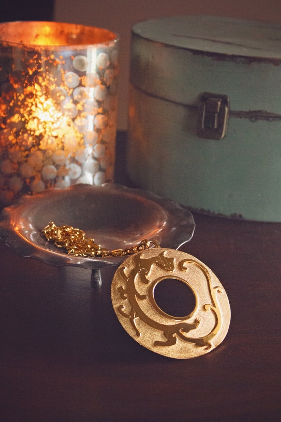 Vintage Trifari Dragon Gold Medallion Necklace *